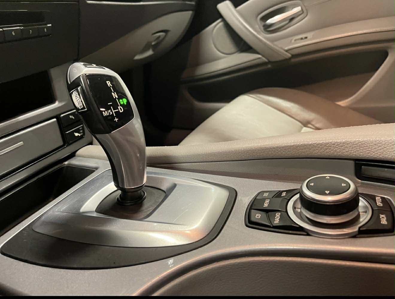 BMW 520 - Thumbnail 3